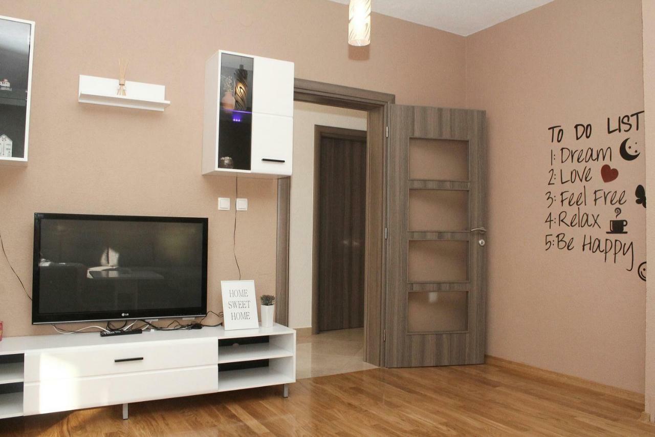 Apartman Dora Sukosan Luaran gambar